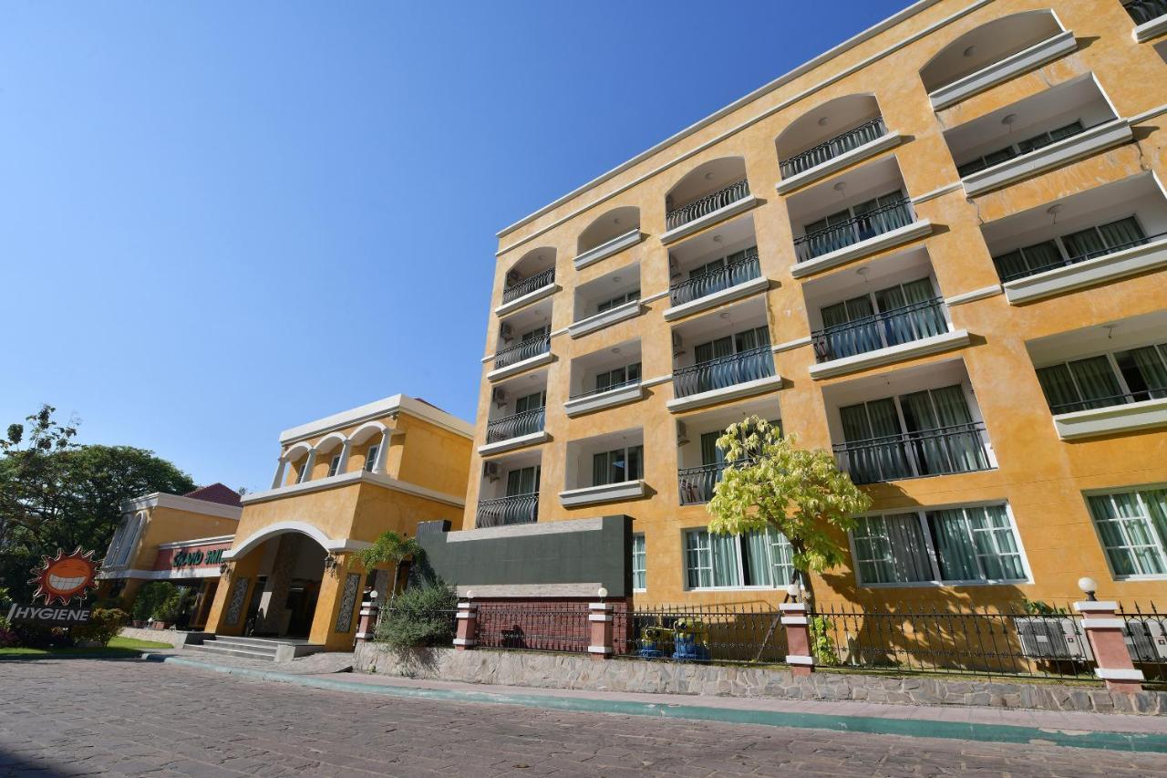Oyo 109 Ozone Prime Pattaya Hotel Kültér fotó
