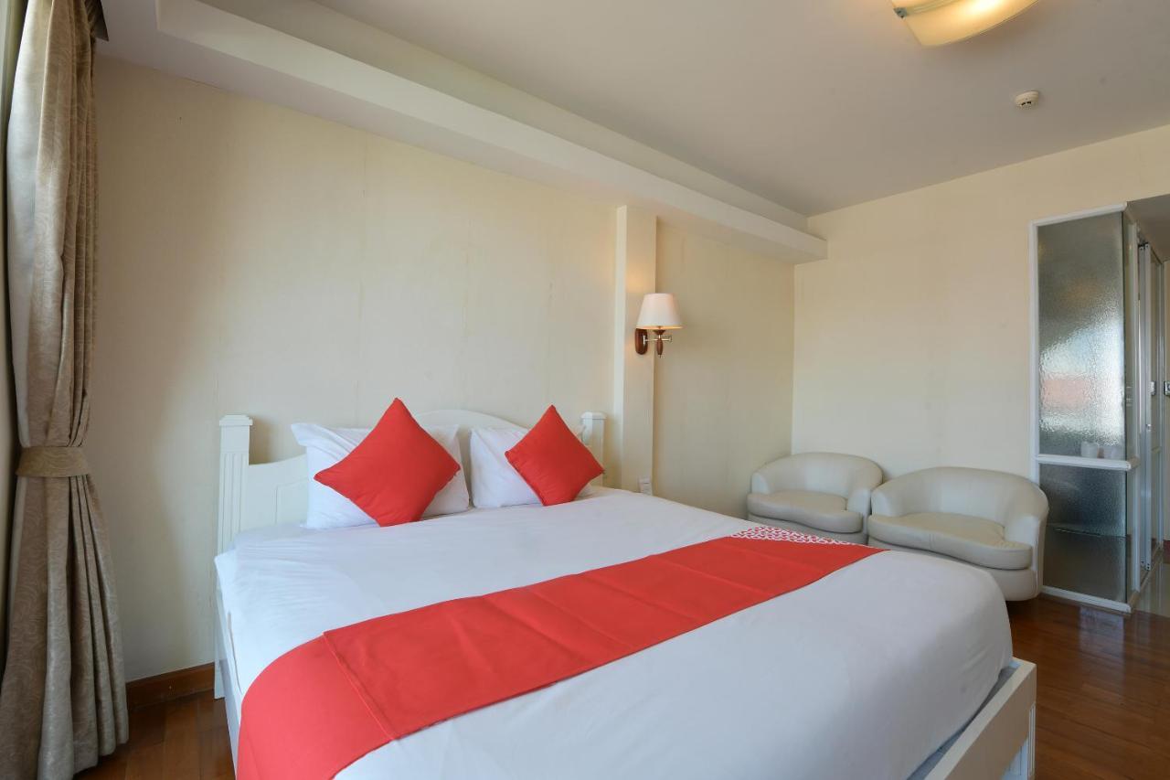 Oyo 109 Ozone Prime Pattaya Hotel Kültér fotó