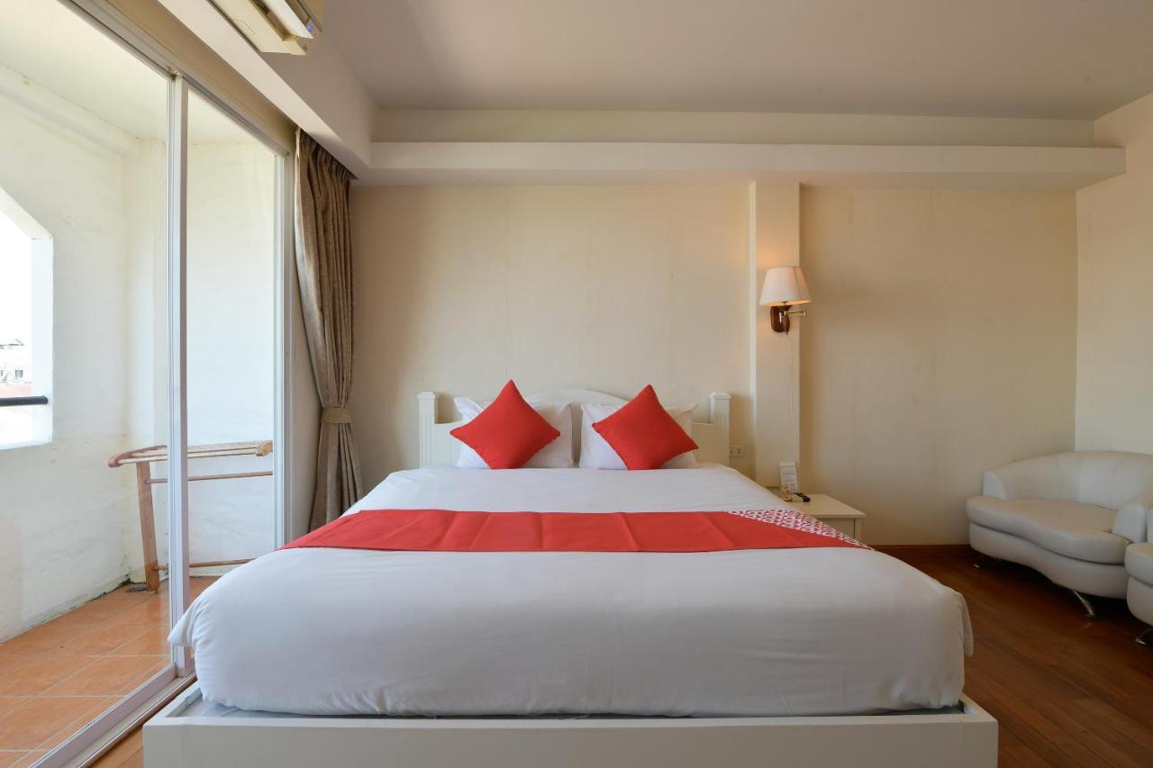 Oyo 109 Ozone Prime Pattaya Hotel Kültér fotó